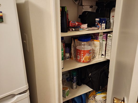 4th image of 212 E 84th St APT 4A