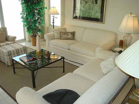 Family Room 1