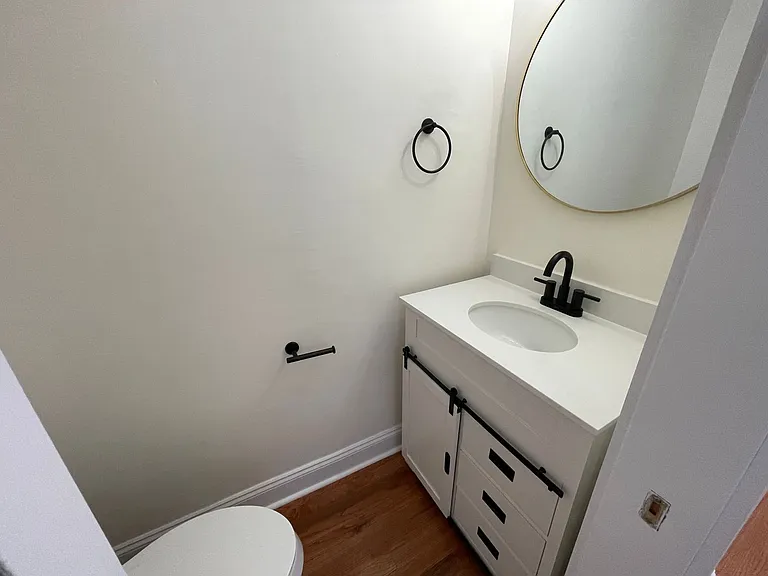 24 E Liberty St #16B — Photo 17