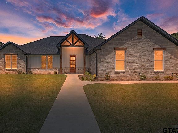 2nd image of 20979 Patriot Cir