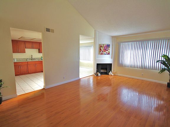 4th image of 846 S Garfield Ave