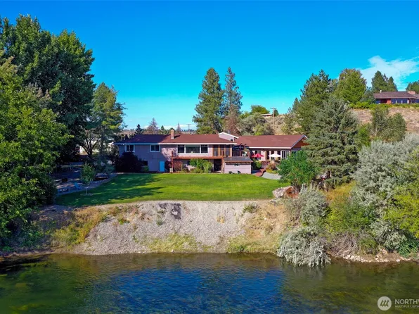 725 Okoma Drive, Omak, WA 98841