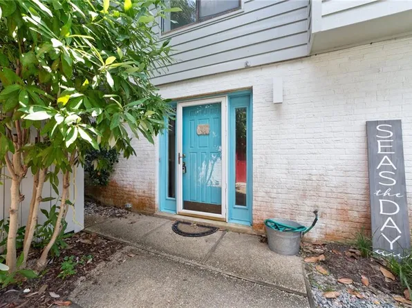 6907 Atlantic Ave #A, Virginia Beach, VA 23451