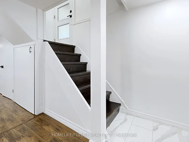 43 Densgrove Rd #BASEMENT — Photo 2