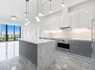223 NE 29th St #824, Miami, FL 33137