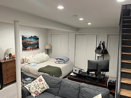 Rented by Brown Harris Stevens | media 11