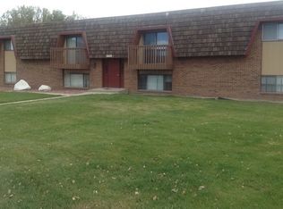 4735 Mountain Rd, Cheyenne, WY 82009