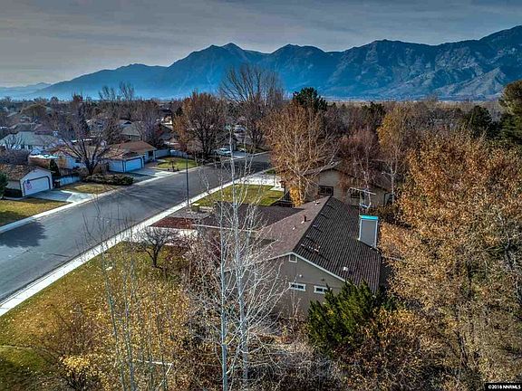 3rd image of 1756 Oakwood Dr