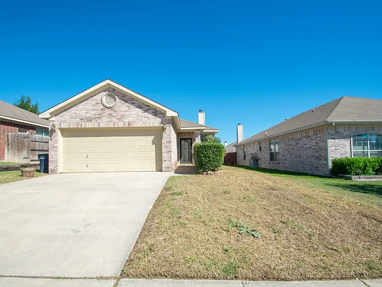 6316 Downeast Dr — Photo 2