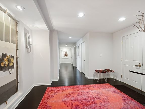 2nd image of 601 Mulberry Pl APT 5I