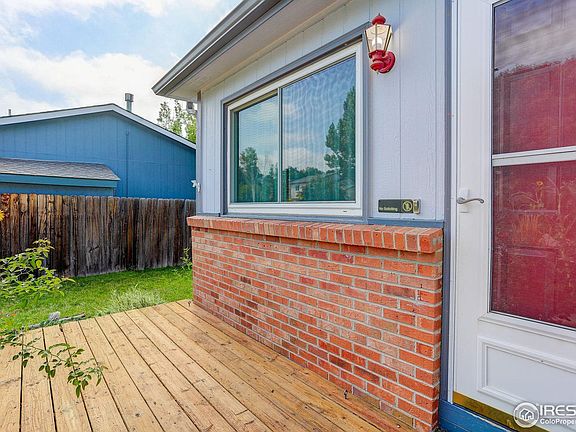 4th image of 819 Woodland Way