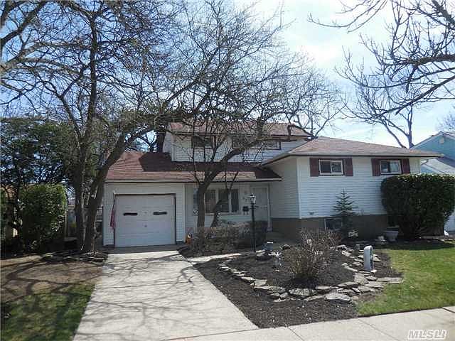 1st image of 57 Elm Dr