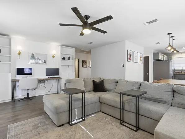 5368 Wonder Dr, Fort Worth, TX 76133