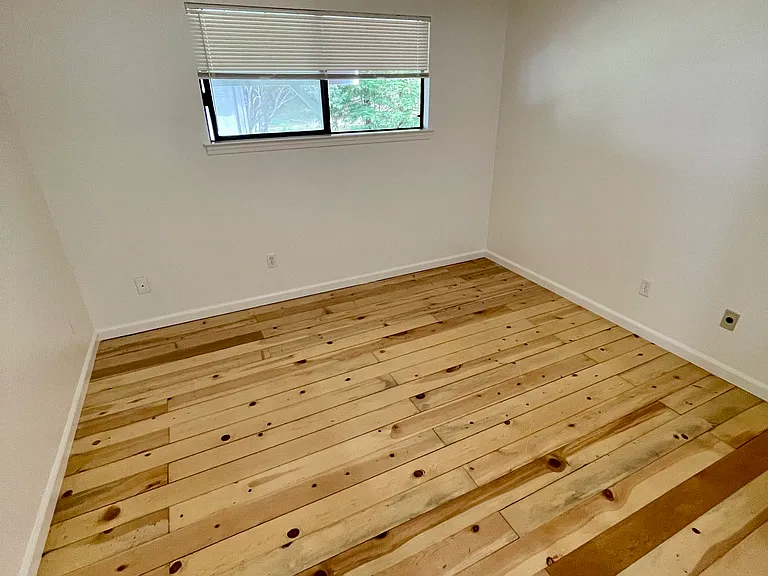 5721 Hearst Willits Rd #B — Photo 11