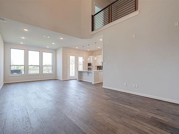 4th image of 6570 Scarlet Pond Ln