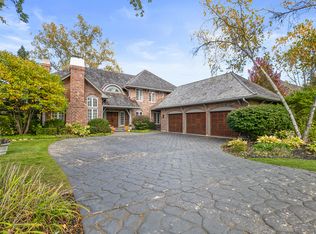 1296 Kajer Ln, Lake Forest, IL 60045
