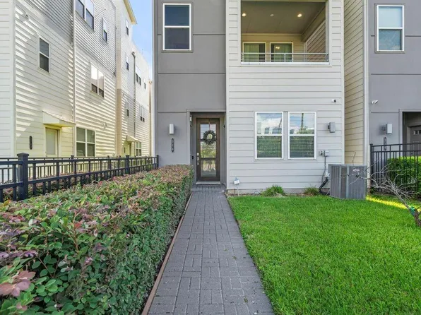 316 Jensen Dr, Houston, TX 77020