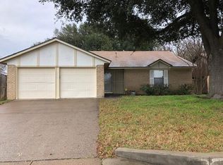 2909 Hitson Ln, Fort Worth, TX 76112