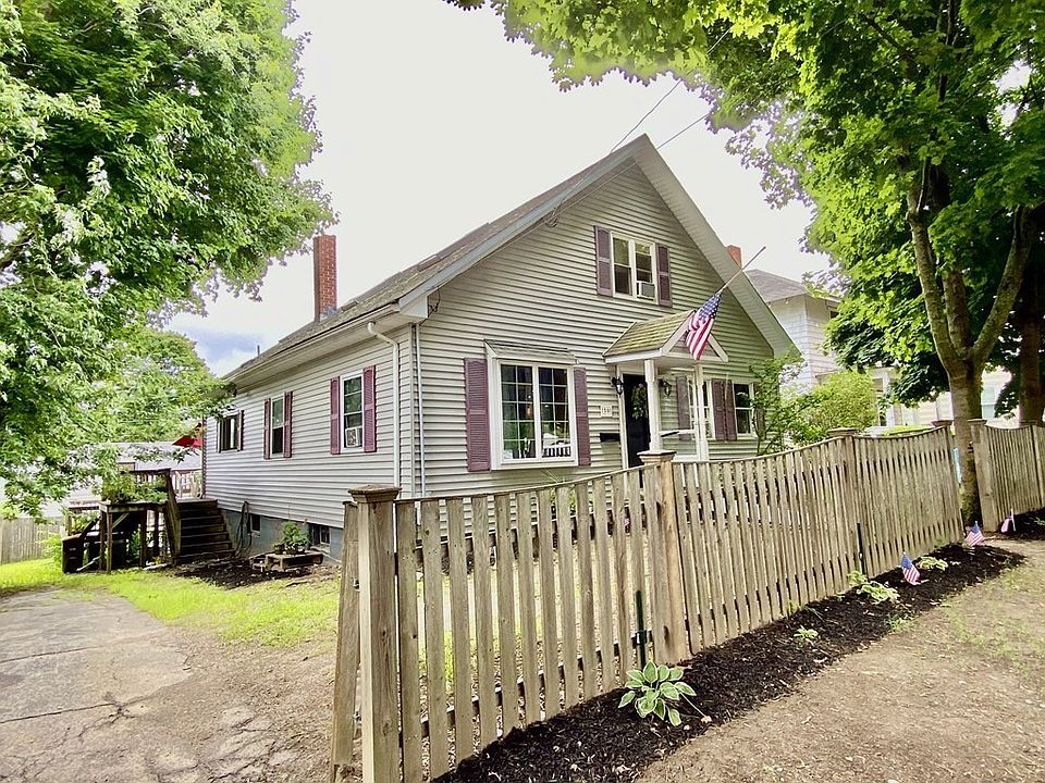 1st image of 39 Bartlett St