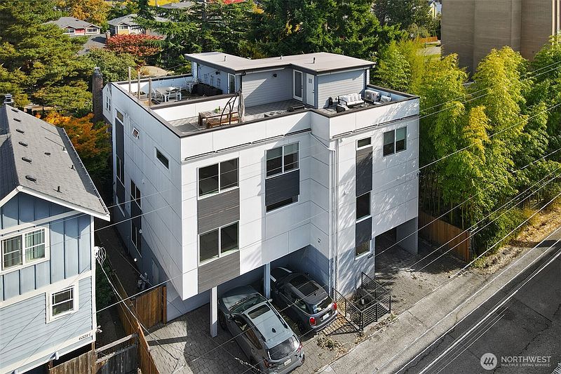 2nd image of 6325 34th Avenue SW #C