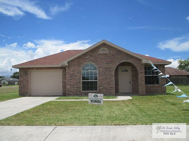 1st image of 7705 Sabal Palm Dr