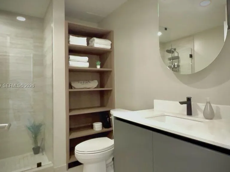 580 72nd St #1111 — Photo 15