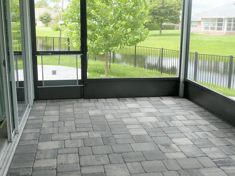375 Great Lakes Ct — Photo 40