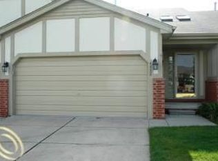 42200 Aspen Ct, Clinton Twp, MI 48038