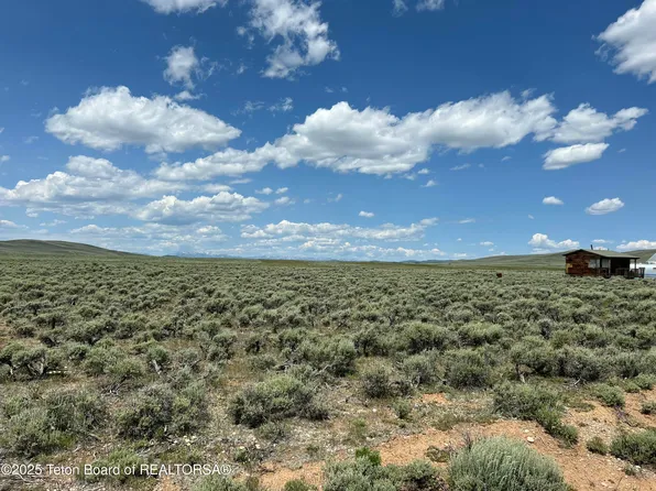 83 Buck Rd, Cora, WY 82925