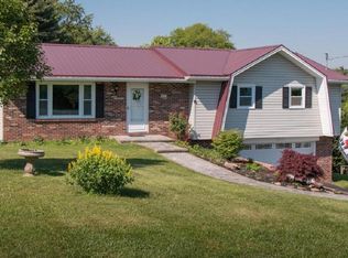 386 Sunset Dr, Abingdon, VA 24210