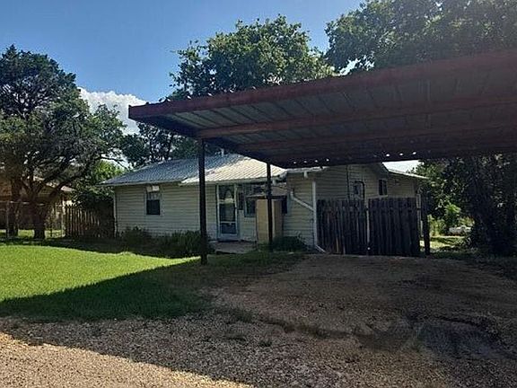 2nd image of 162 Live Oak Loop
