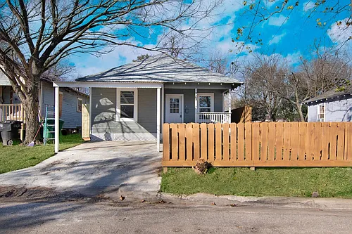 1709 Stevens St Photo 1