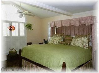 952 Oaklawn Ave, Winston Salem, NC 27104