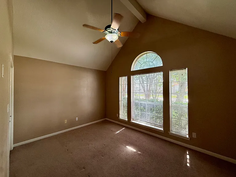 2160 Wildflower Dr — Photo 13