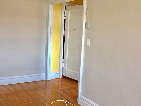 3rd image of 85 Forest Pkwy #6