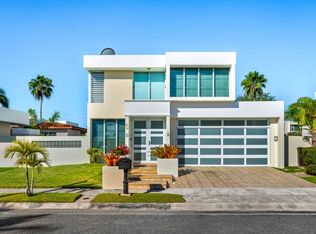 Urb Paseo Real Calle Amatista #D-44, Dorado, PR 00646