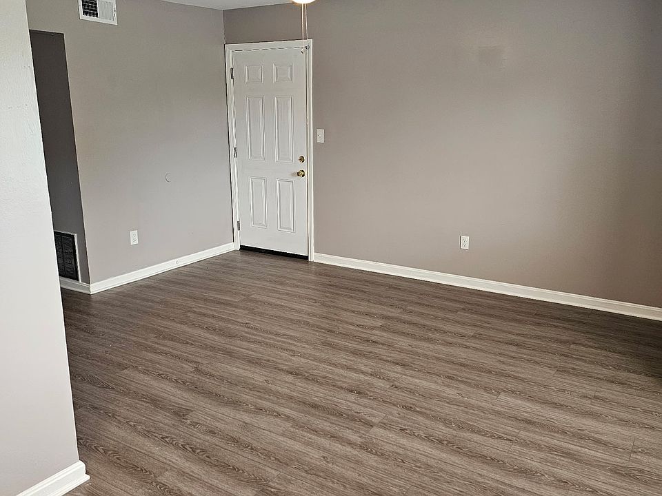 1st image of 3423 Shanks Ln APT 5