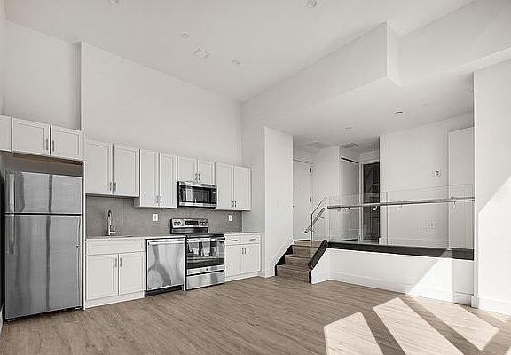 3rd image of 204 Malcolm X Blvd #202