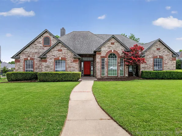 8923 N 133rd Ave E, Owasso, OK 74055