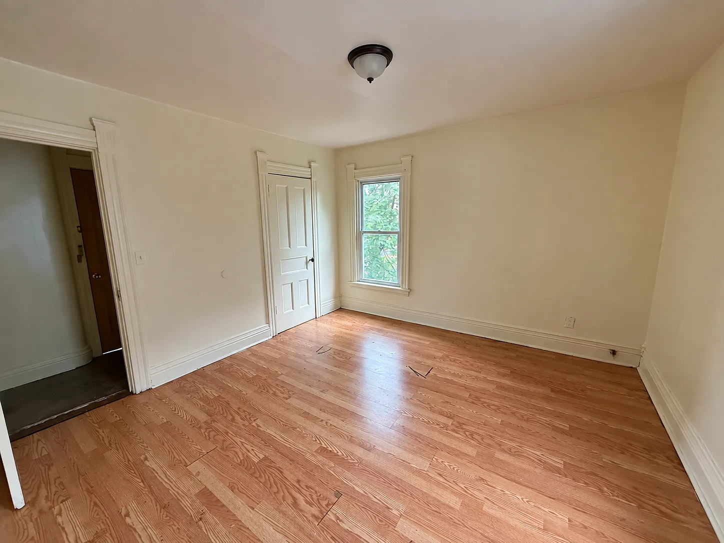 2 bed, 1000 sqft, $1,285 — Photo 4