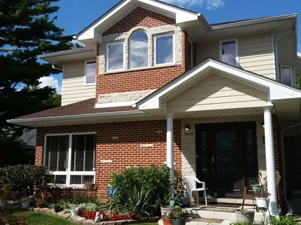 5840 Crain St, Morton Grove, IL 60053