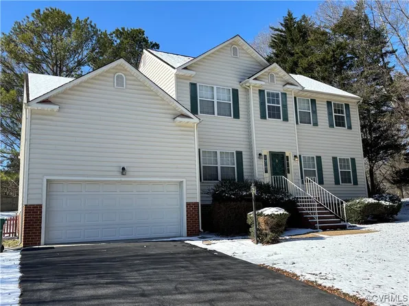 11241 Riverchase Dr, Henrico, VA 23233