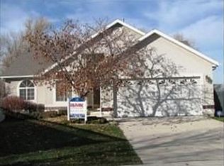 560 E Villager Ln, Midvale, UT 84047