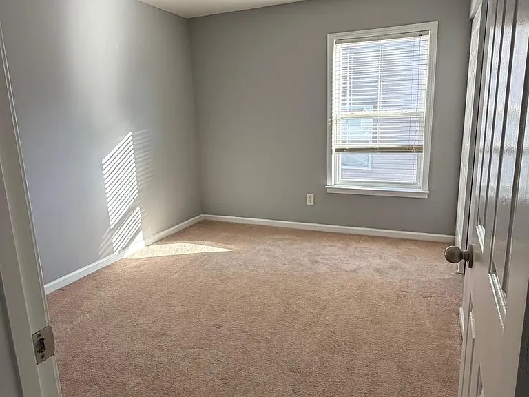4008 Remington Oaks Cir — Photo 30