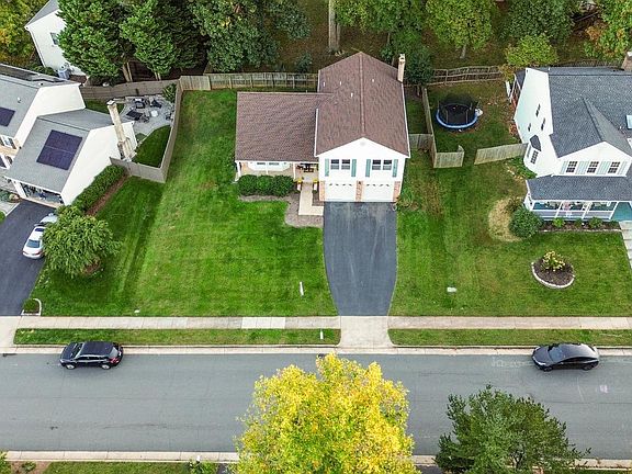 5th image of 203 Markwood Dr