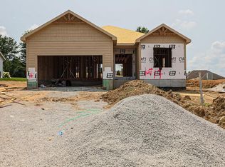 861 Willow Creek Ln, Higginsville, MO 64037