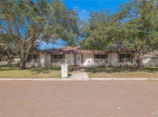 618 W 11th St, Weslaco, TX 78596