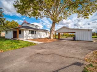 3286 New Ray Rd, Central Pt, OR 97502