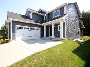809 Pine Hill Dr, Verona, WI 53593