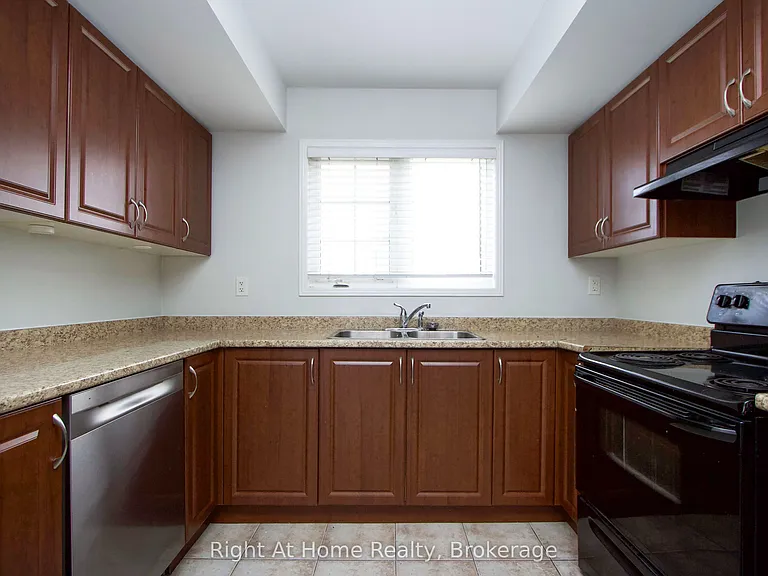 65 Cooperage Ln #65 — Photo 9